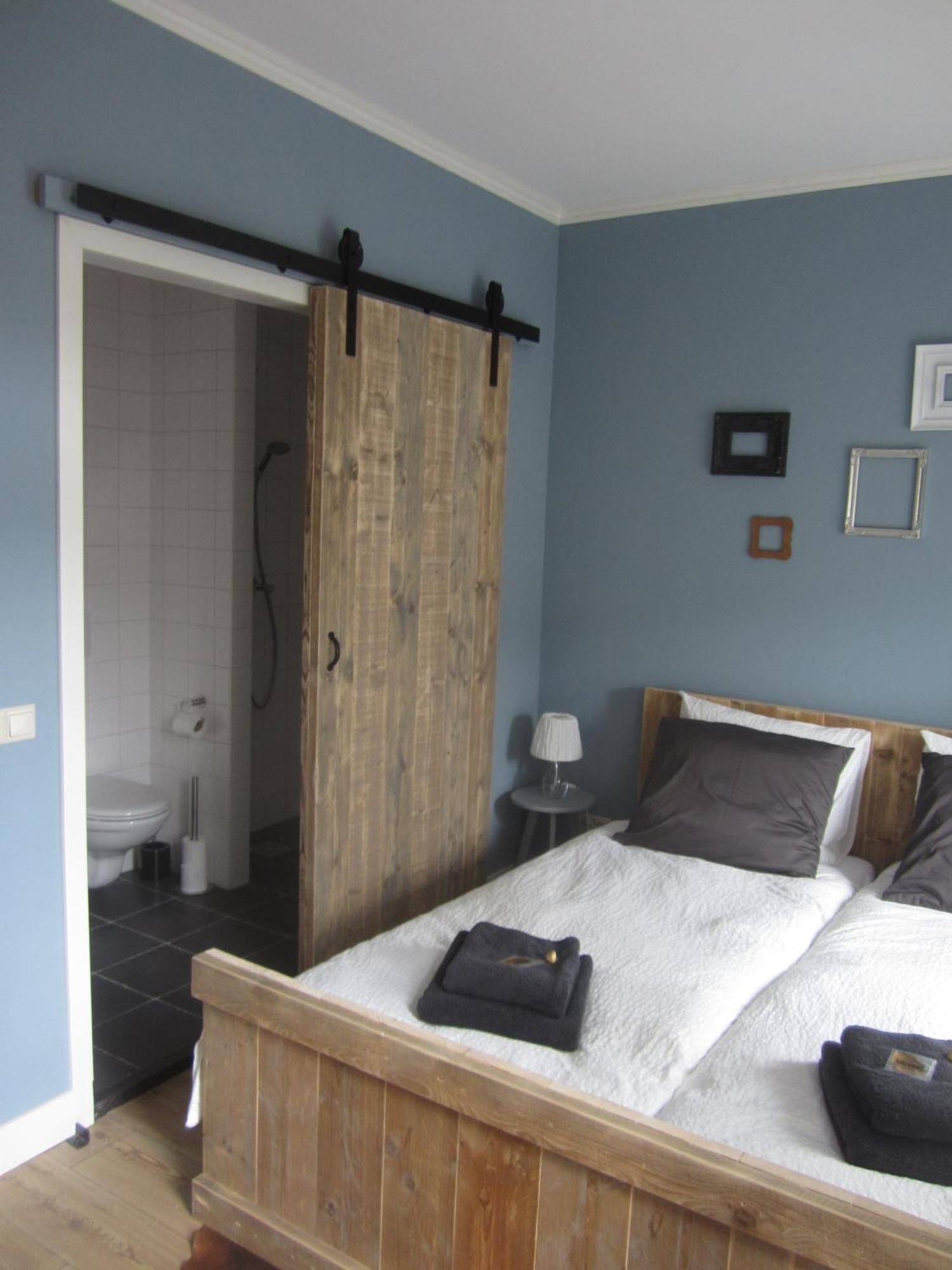 Oekepoek Down Town Bed & Breakfast Enschede Bagian luar foto